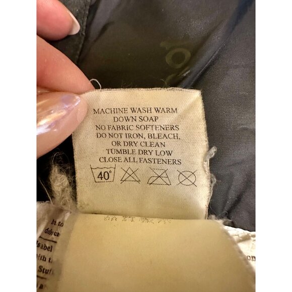 Marmot Black Down Puffer Jacket Women’s XS – 80% Goose Down Warm Winter Coat - Picture 8 of 9